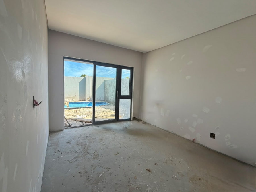 4 Bedroom Property for Sale in Sandown Western Cape